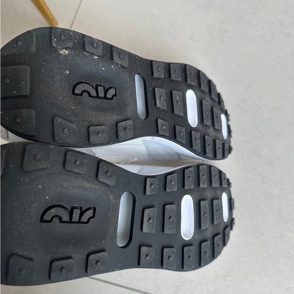 MENS NIKE - Picture 3 of 5